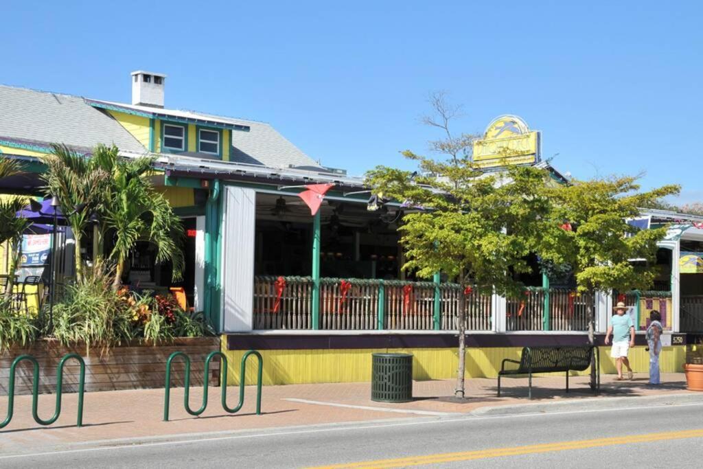 Siesta Key Village-Suite #3: A Block To The Beach! Sarasota Esterno foto
