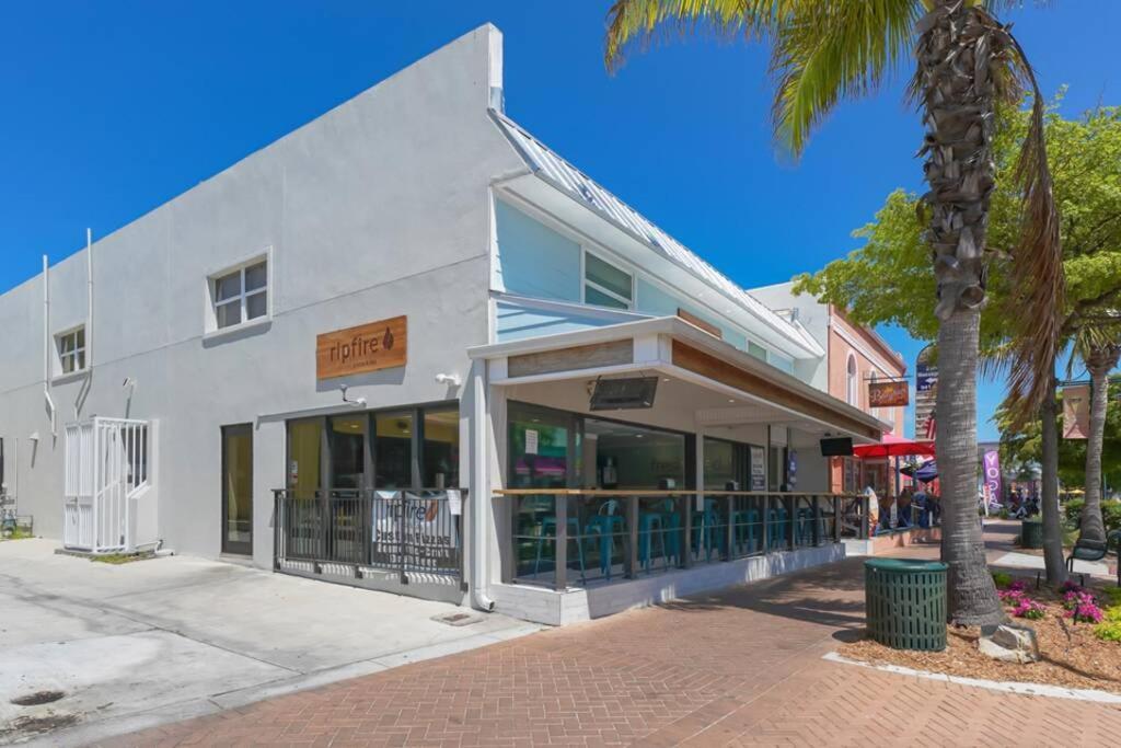 Siesta Key Village-Suite #3: A Block To The Beach! Sarasota Esterno foto